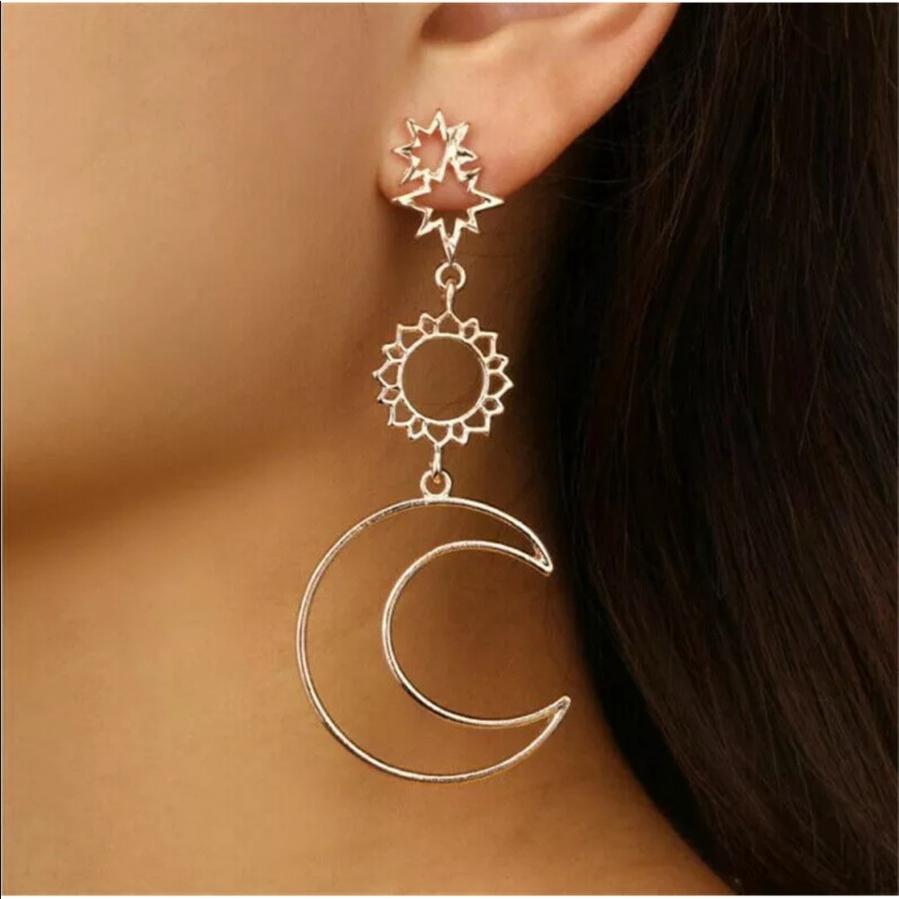 Rose Gold Tome Moon Sun Celestial Earrings New - Picture 2 of 3